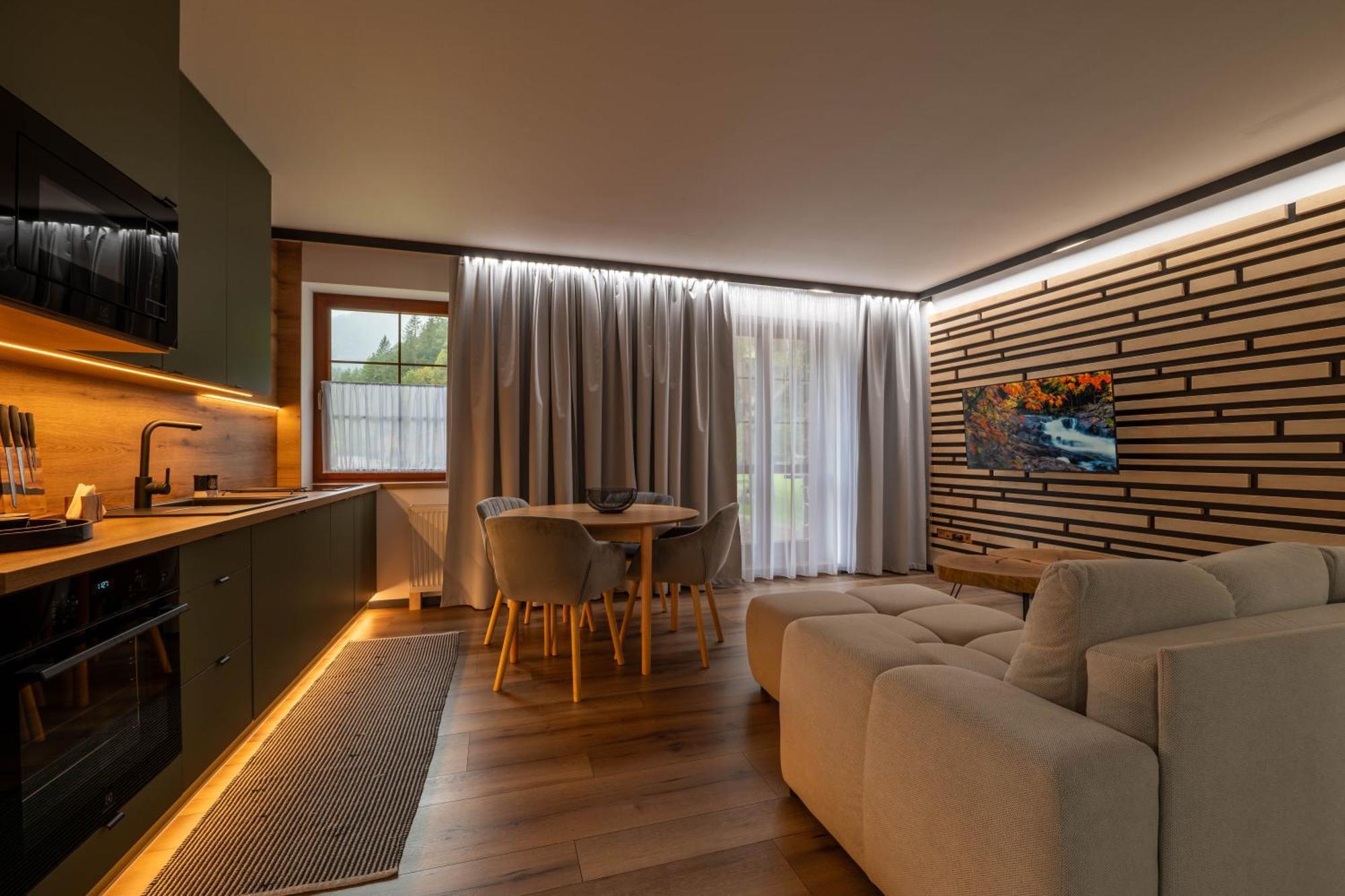 Jazierce Apartment รูชอมแบรอค ภายนอก รูปภาพ